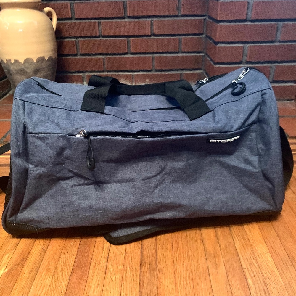 "Fitgriff" duffel/ gym bag, UNISEX, EUC